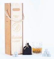 Подарочный набор под бутылку Ballantine&apos;s со стаканом и камнями для виски 