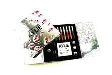 Подарочный набор косметики Kylie Birthday Edition (8 пр.)